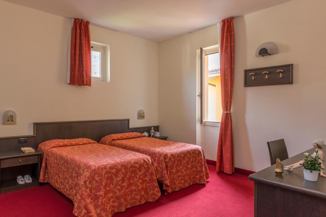 Hotel Drago - Garda Lake Collection Brenzone sul Garda Exterior foto